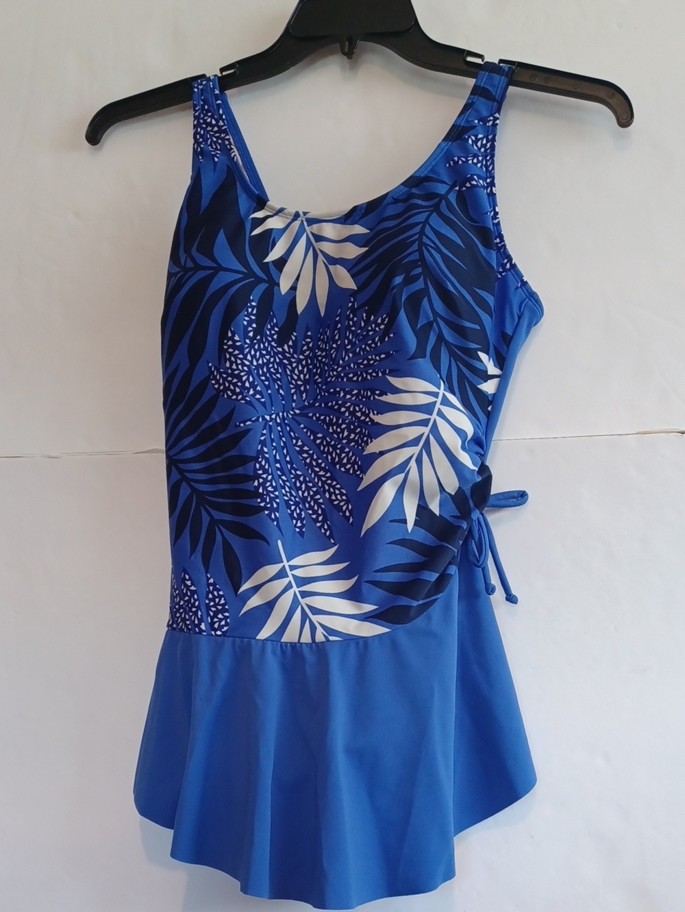 Amoena Mumbai Sarong Sz.14C. Pockets With Removable Pads.Lined.EUC